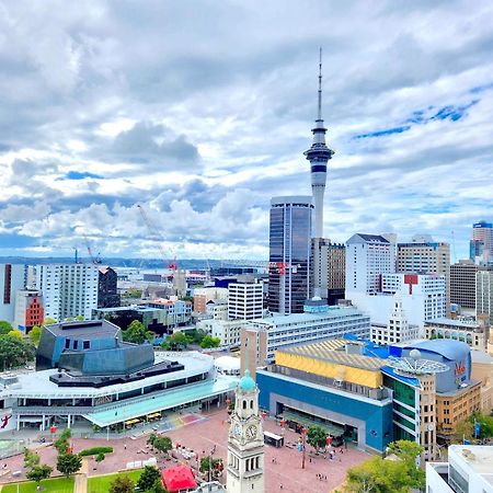 Skytower And City View 2 Bedroom Apartment On High Floor Auckland Kültér fotó