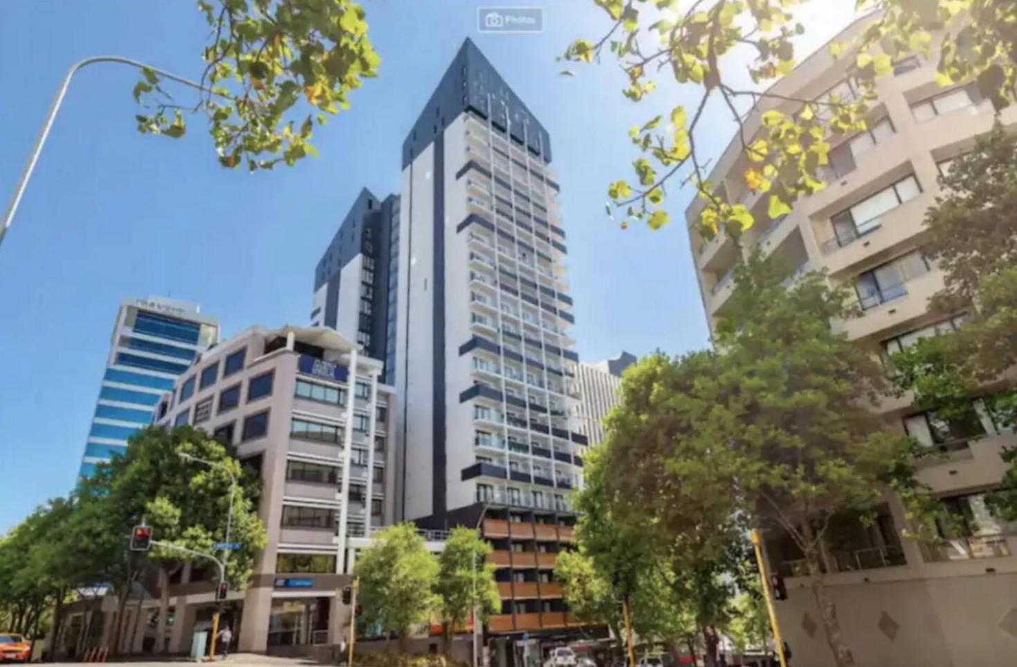 Skytower And City View 2 Bedroom Apartment On High Floor Auckland Kültér fotó